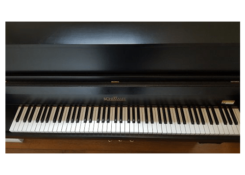 Schimmel Piano 104